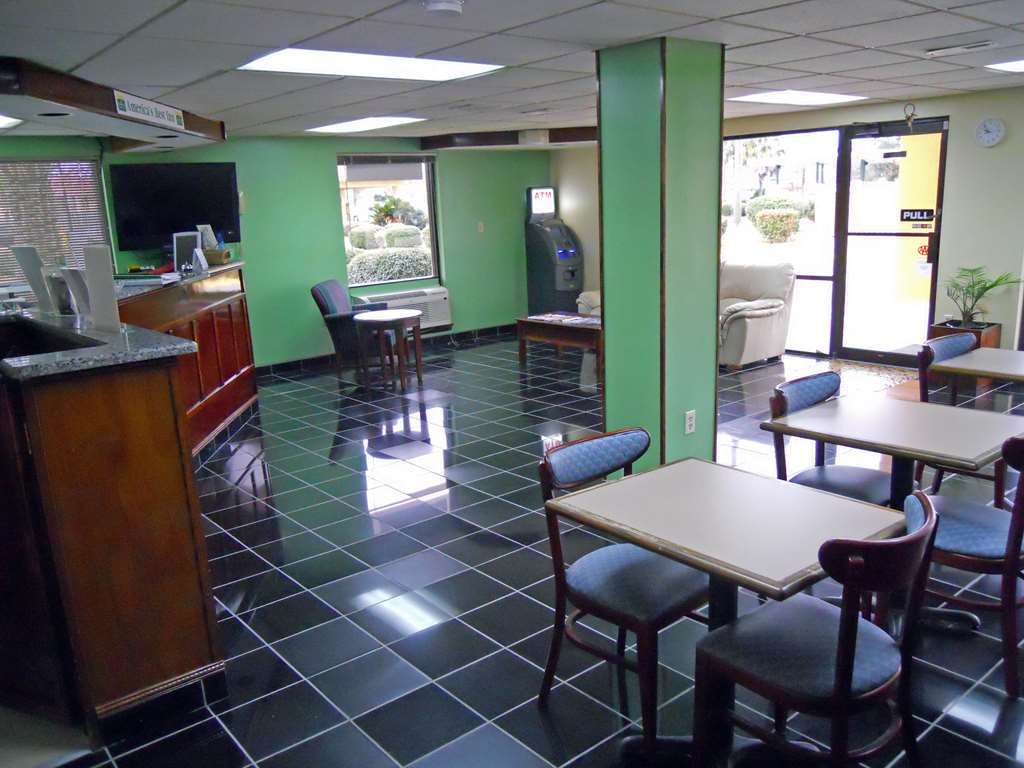 Americas Best Inn - Savannah I-95 Interior photo